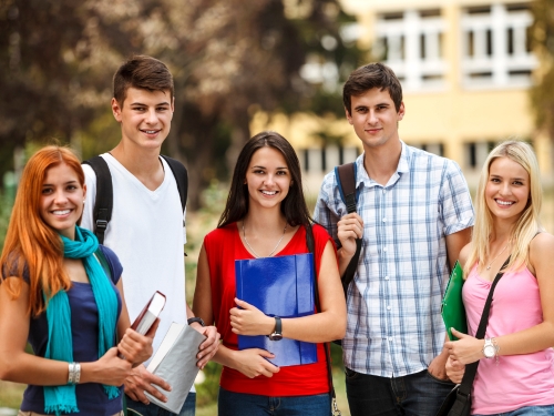 Precol·legiació estudiants universitaris